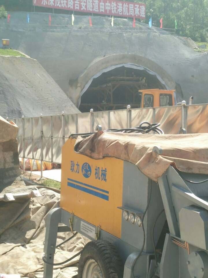 恭贺河南省耿力工程设备湿喷机承建吉安隧道